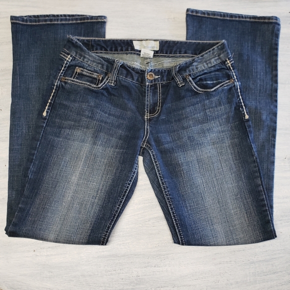 🌻EUC BOOTCUT JEANS - Picture 2 of 4